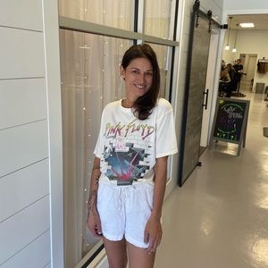 🦋 MEET YOUR POSHER, NIKKI ⚡️